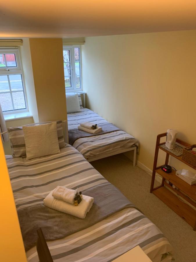 캠브리지 The Holly Tree B&B 외부 사진